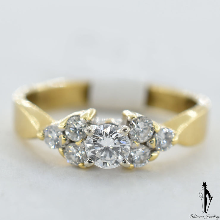 18K Yellow Gold SI1-VS Diamond (0.43 CT.) Solitaire Engagement Ring With Shoulder Settings