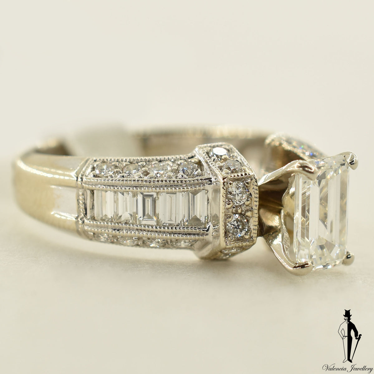 Vs1 diamond rings for sale hotsell