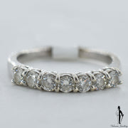14K White Gold VS-SI Diamond (0.95 CT.) Anniversary Ring