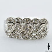 14K White Gold SI2-I1 Diamond (0.32 CT.) Three Row Style Ring