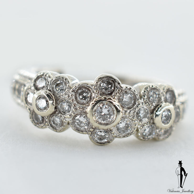 14K White Gold VS-SI Diamond (0.50 CT.) Floral Bezel Set Milligrain Patterened Ring